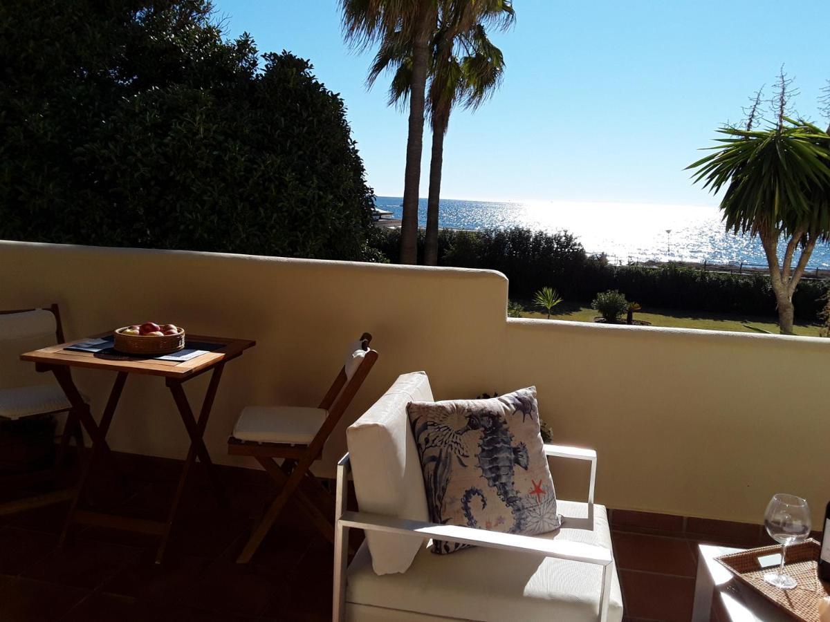 Beachfront Neptuno I, Complex,Views,Pool,Garden, Elviria Marbella Exterior photo