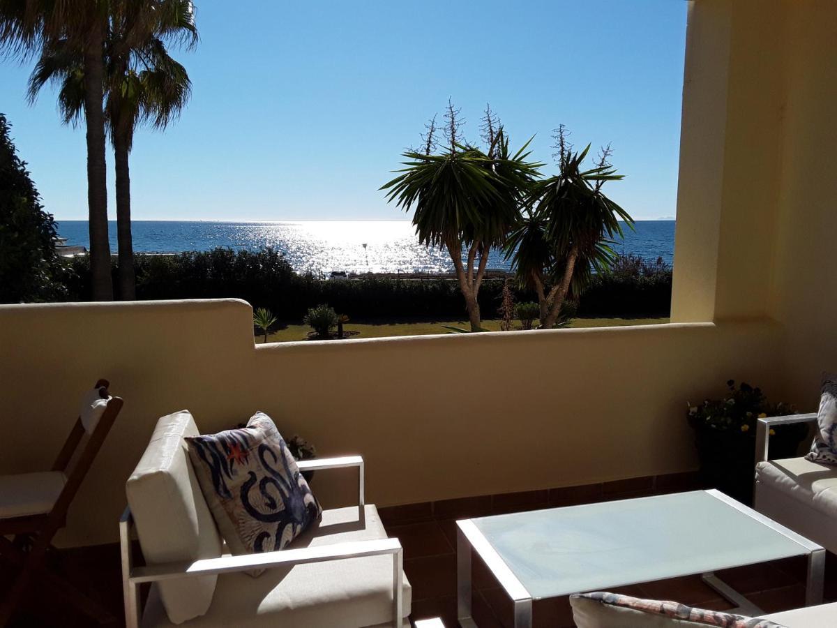 Beachfront Neptuno I, Complex,Views,Pool,Garden, Elviria Marbella Exterior photo